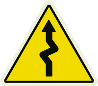 路牌指示牌箭头交通路牌弯道